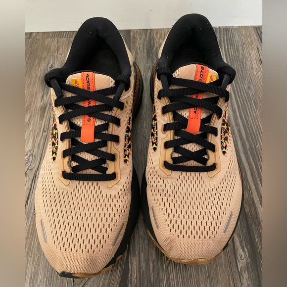Brooks Adrenaline GTS 22 Run Wild – Limited Colorway – Women’s 8 (B) - Picture 3 of 7